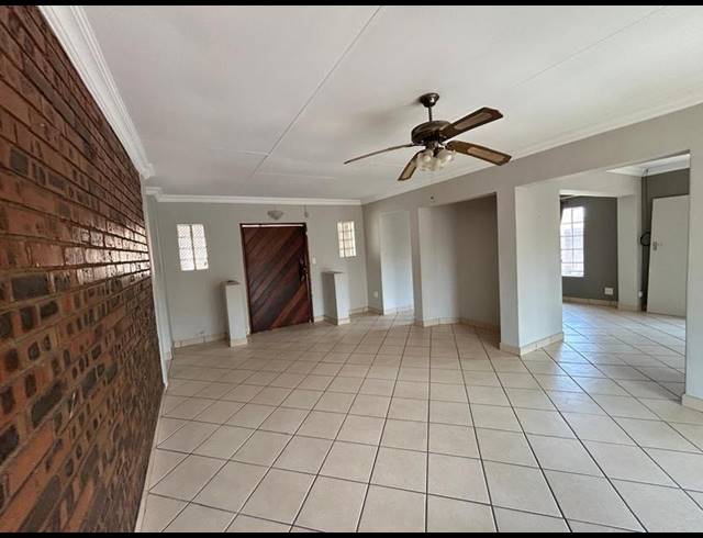 3 BEDROOM HOUSE FOR SALE IN THE REEDS